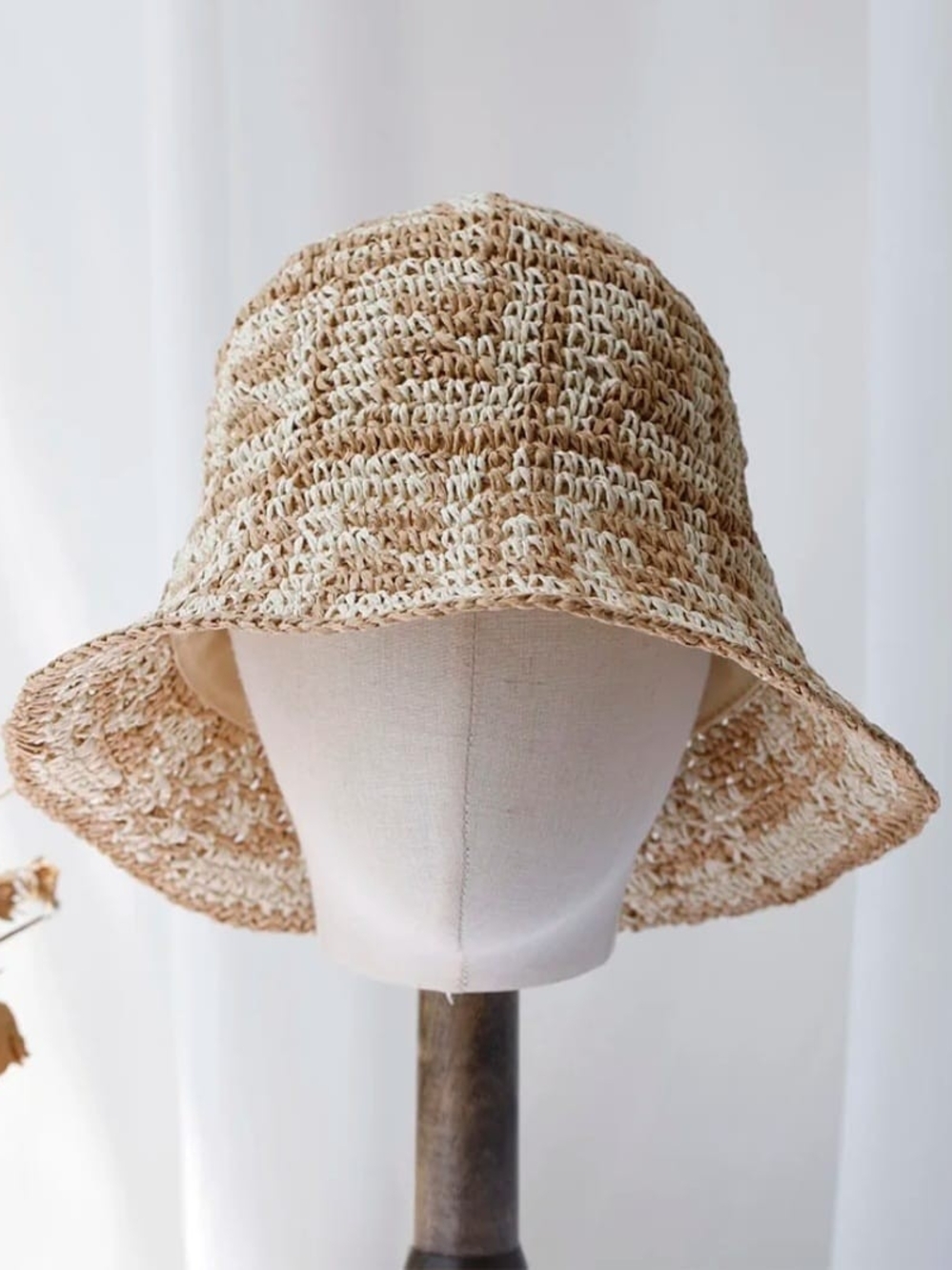 Neutral Two-Tone Crochet Bucket Hat - Straw Beige